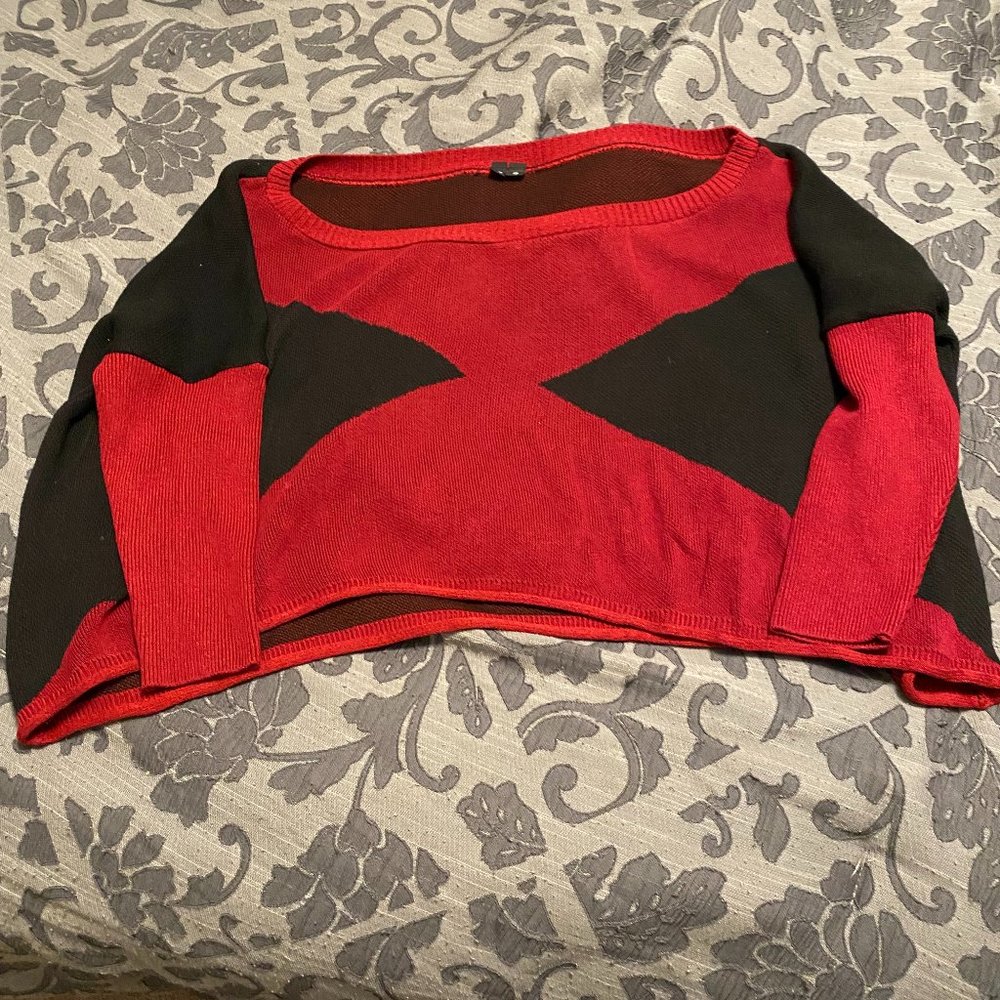 Black Widow Elhoffer Crop Sweater
